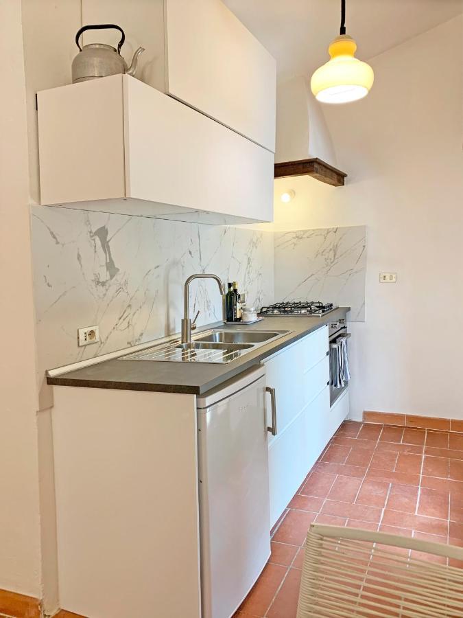 S.M. Il Castro Apartment Monteriggioni Bagian luar foto
